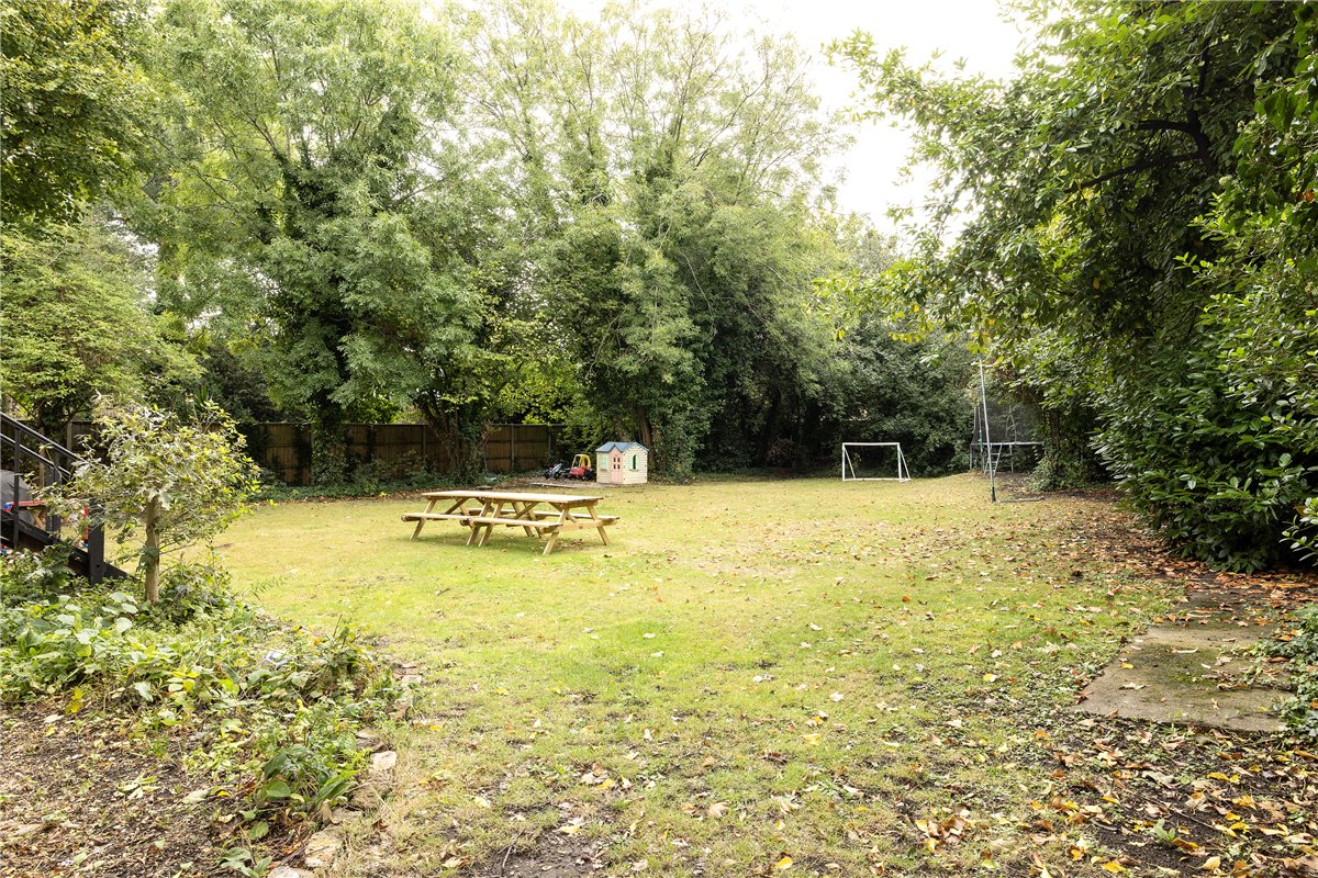 2 bedroom Flat, Trinity Crescent, Tooting Bec, SW17 - Sold, Image 4