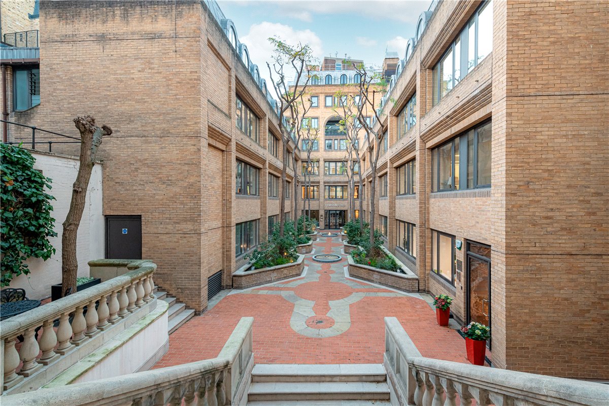 2 bedroom Flat, Curzon Street, Mayfair, W1J - Available, Image 9