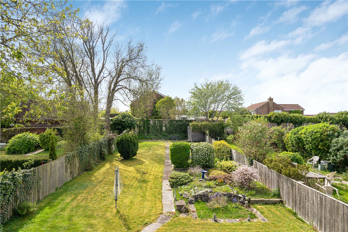 3 bedroom House, Five Stiles Road, Marlborough, SN8 - Sold, Image 3