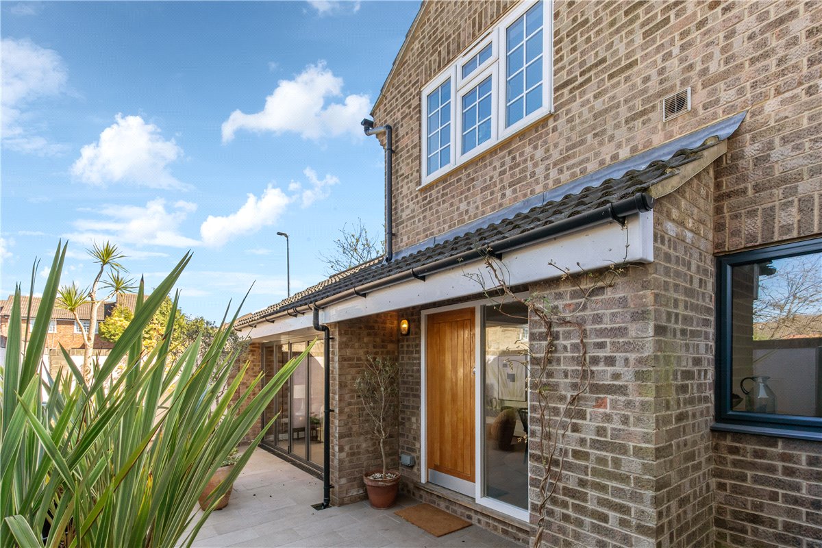 1 bedroom House, St. Anthony's Close, College Gardens, SW17 - Sold, Image 3