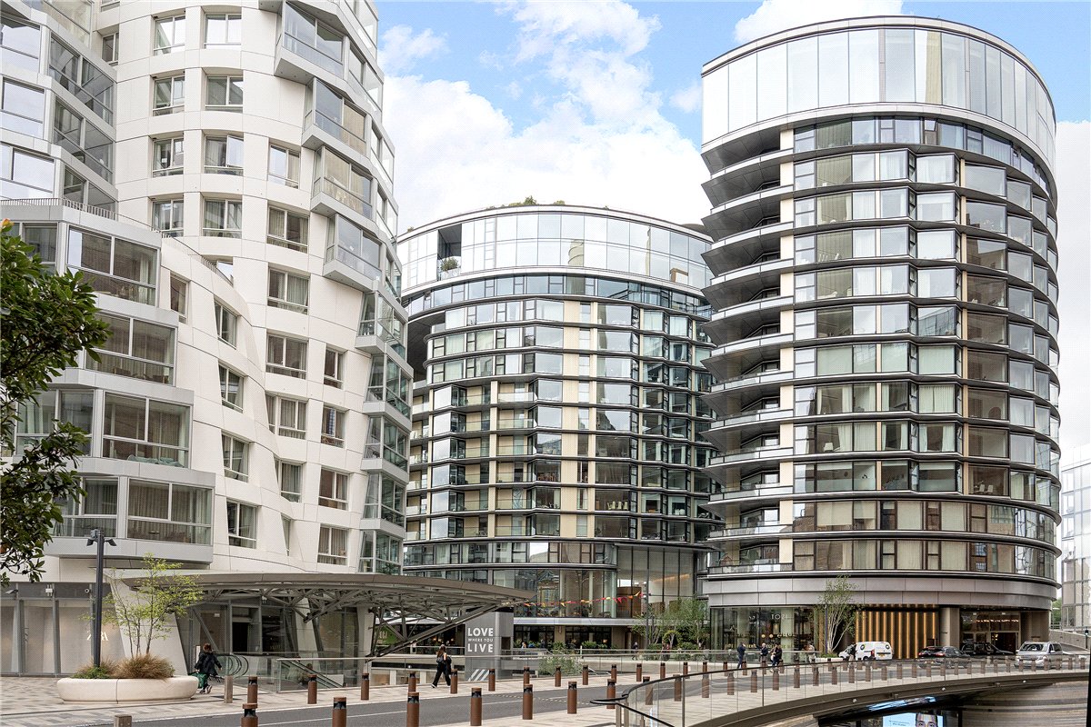 3 bedroom Flat, Beechmore House, Electric Boulevard, Battersea Power Station, SW11 - Available