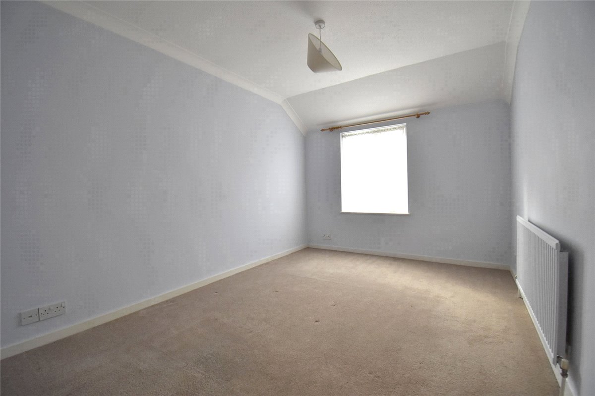 2 bedroom House, Rackham Close, Cambridge, CB4 - , Image 6