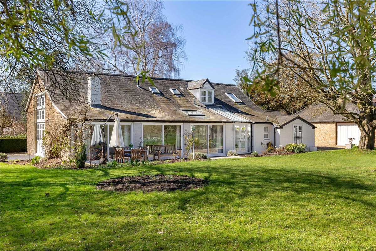 6 bedroom House, Church Road, Hinton Waldrist, SN7 - Available, Image 28