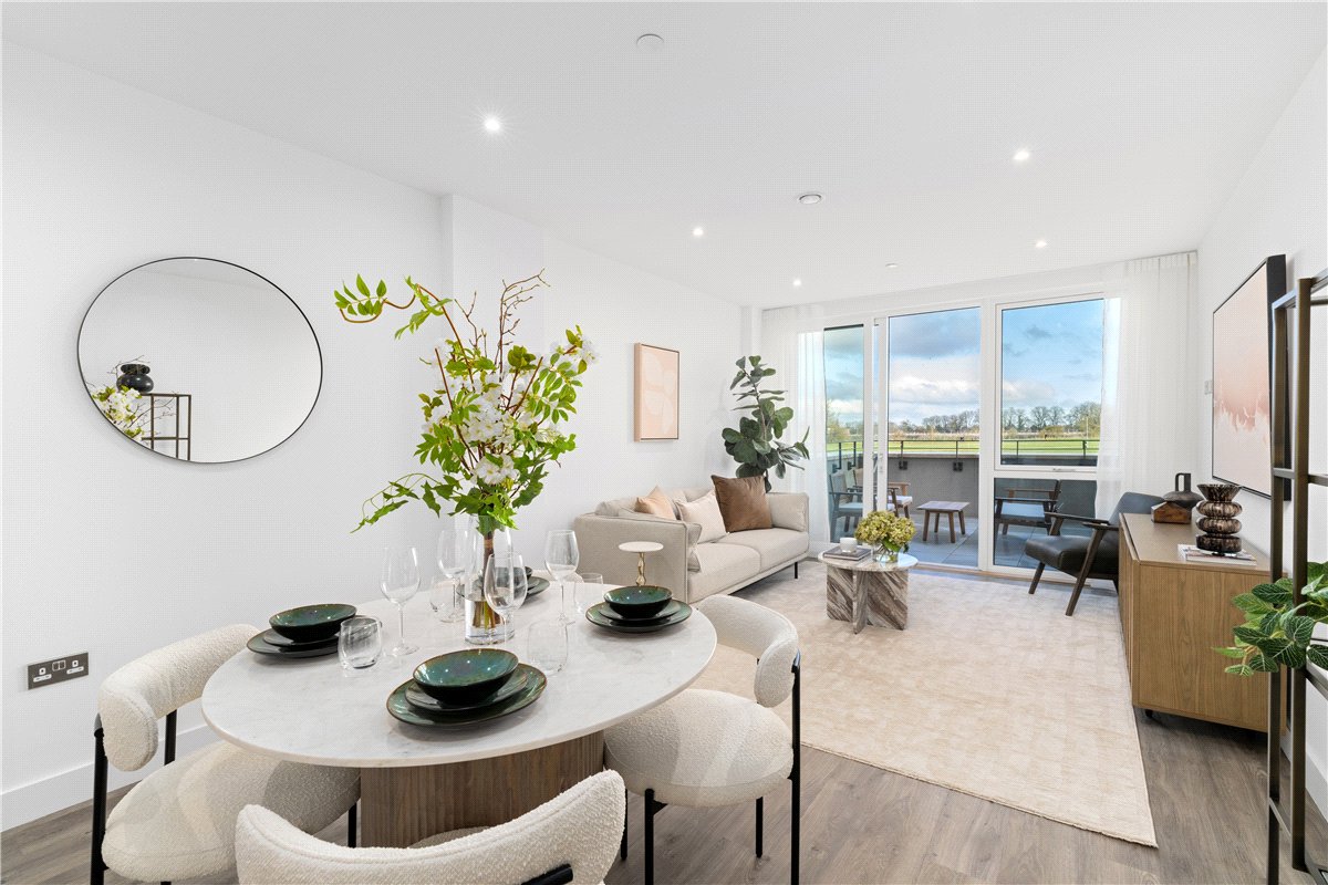 2 bedroom Flat, Eddington Avenue, Cambridge, CB3 - Available, Image 3
