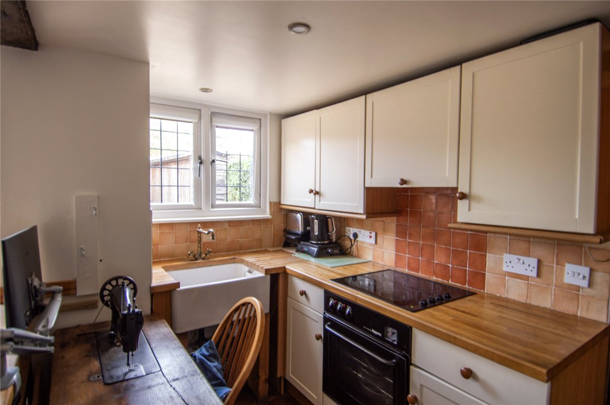 4 bedroom Cottage, Newbury Road, Wickham, RG20 - Available, Image 21