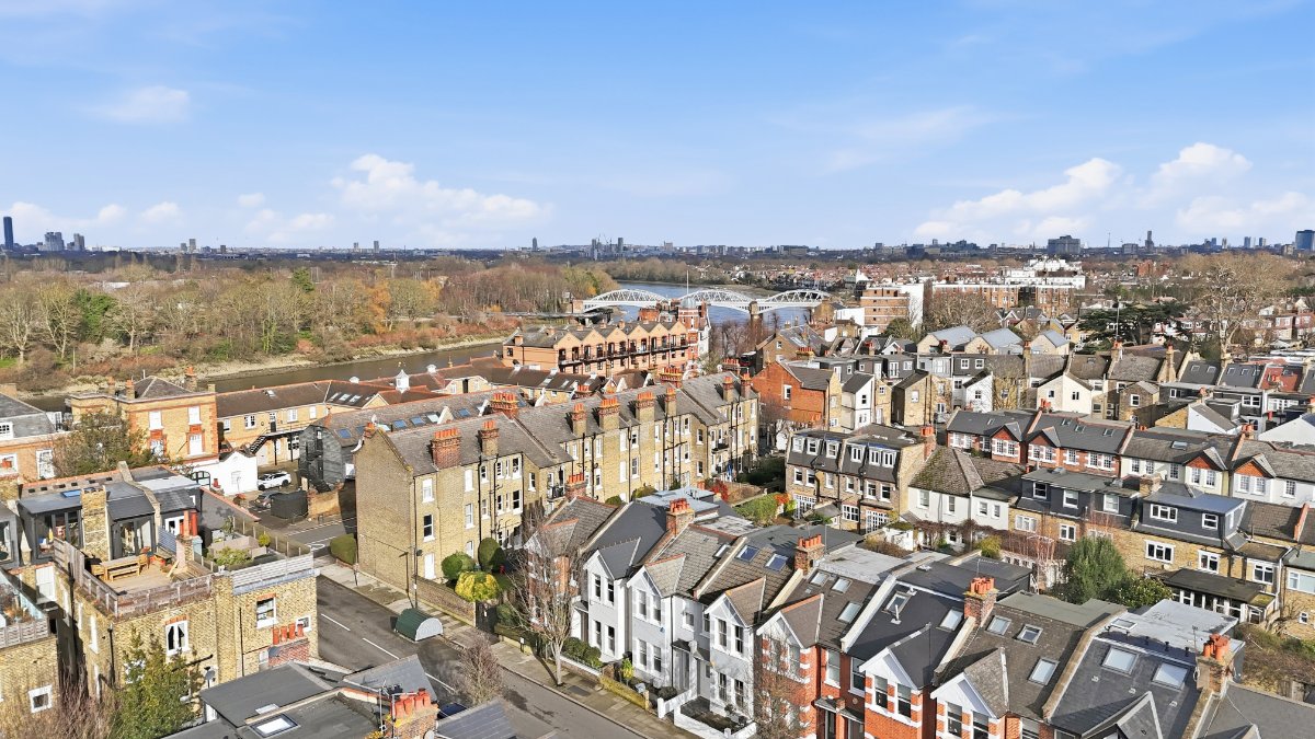 5 bedroom House, Second Avenue, London, SW14 - Sold, Image 15