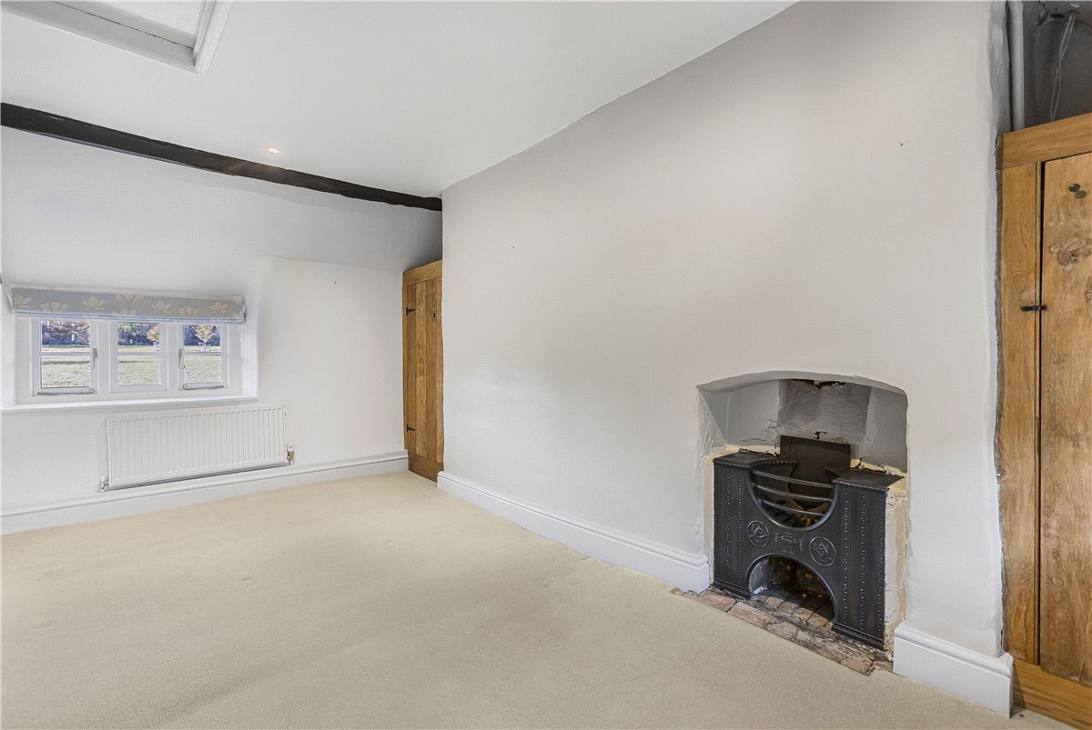 2 bedroom Cottage, Ball Lane, Tackley, OX5 - , Image 7
