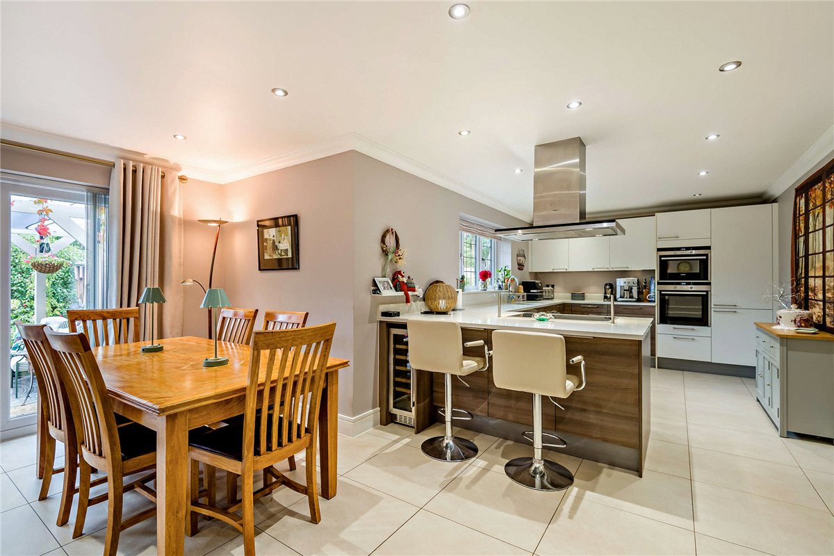6 bedroom House, Monks Lane, Newbury, RG14 - Available, Image 7