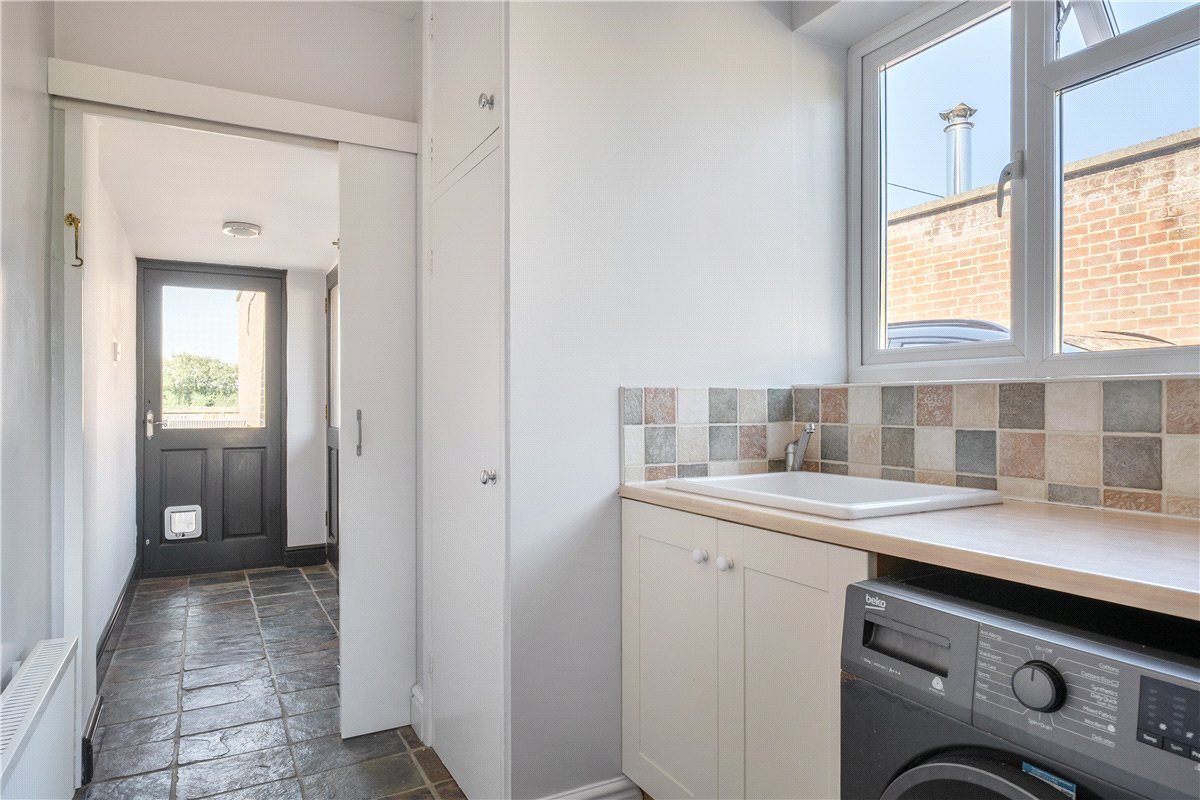4 bedroom House, Fisher's Brook, Calne, SN11 - Let Agreed, Image 4