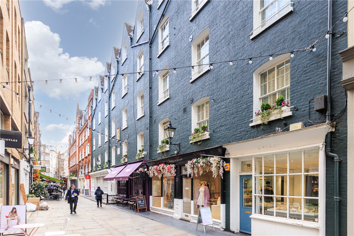 1 bedroom Flat, St Christopher's Place, London, W1U - Available, Image 2