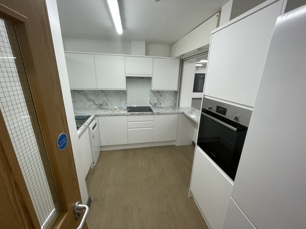 0 to 2206 Sq Ft, Longridge Lane, Southall, UB1 - Available, Image 3