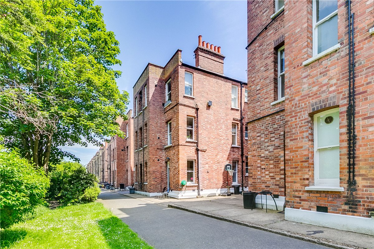 3 bedroom Flat, Bishops Mansions, Fulham, SW6 - Sold, Image 1
