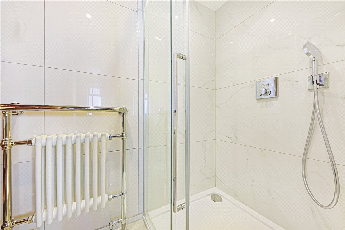 3 bedroom Flat, Rosary Gardens, South Kensington, SW7 - Available, Image 15