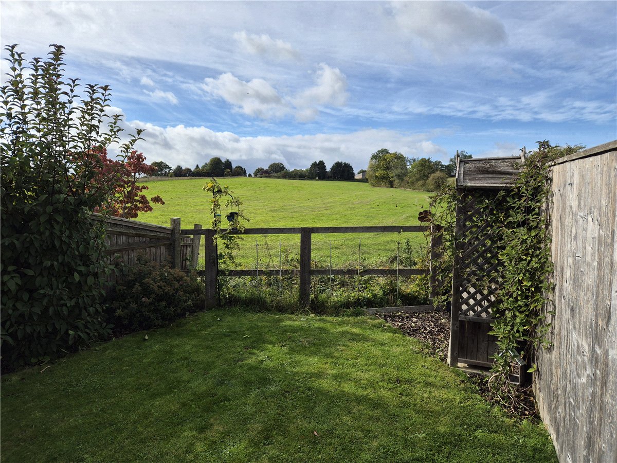 4 bedroom House, Folly Court, Cold Ash, RG18 - Sold STC, Image 3