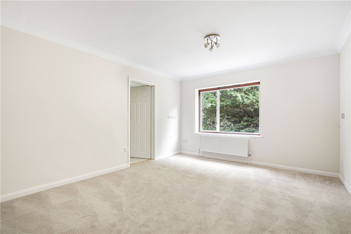 6 bedroom Bungalow, Nash Lee Lane, Wendover, HP22 - Let Agreed, Image 4