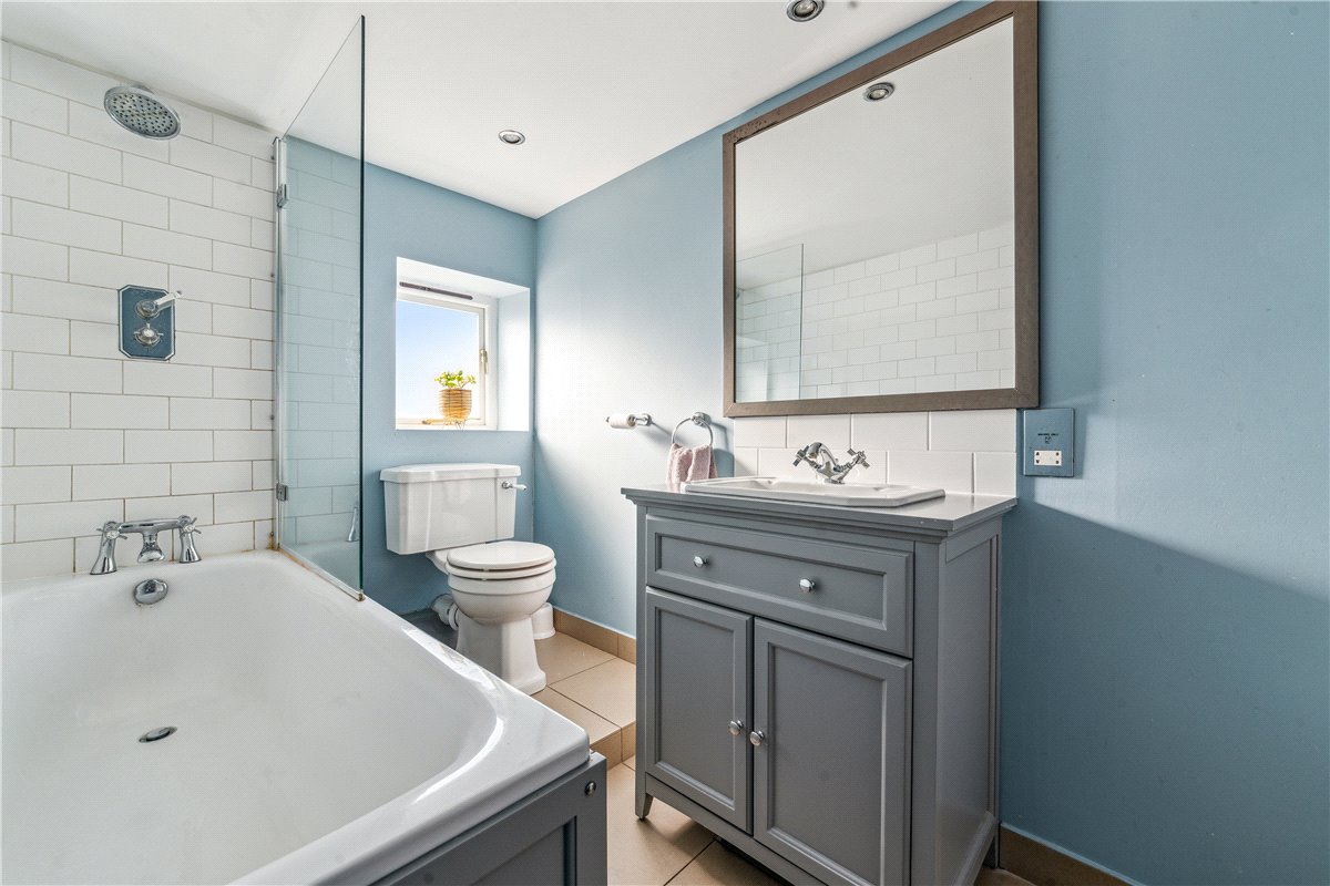 2 bedroom Flat, Mayford Road, London, SW12 - Sold, Image 9