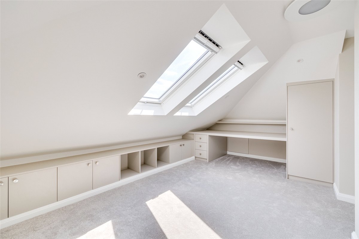 3 bedroom Flat, Colehill Gardens, Fulham Palace Road, SW6 - Let Agreed, Image 3