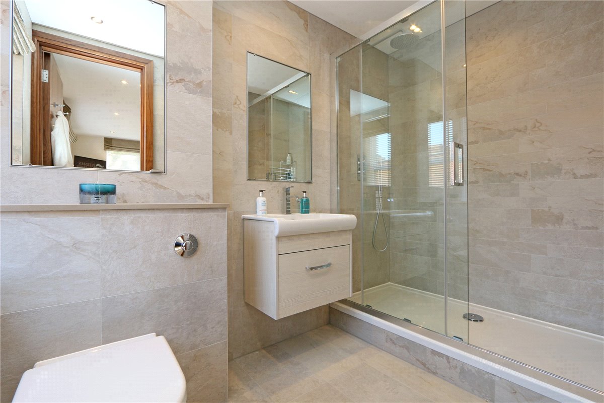 2 bedroom Residential, Kingston House South, Ennismore Gardens, SW7 - Available, Image 3