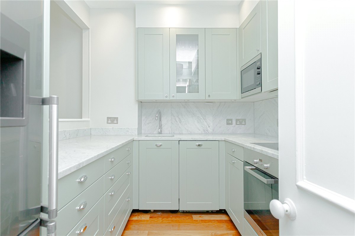 2 bedroom Flat, Princes Gate, South Kensington, SW7 - Available, Image 7