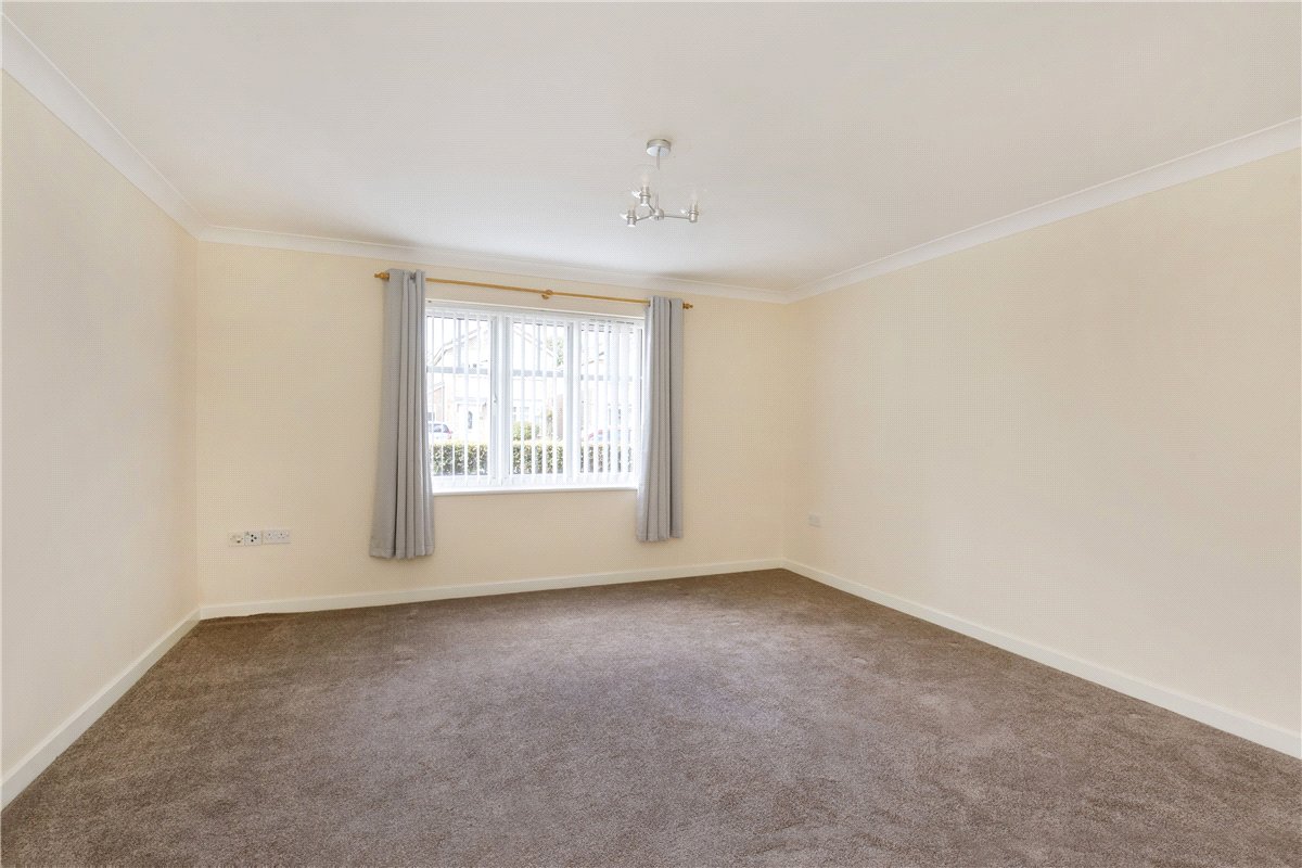 2 bedroom Flat, Oak Tree Court, Haxby, YO32 - Available, Image 4