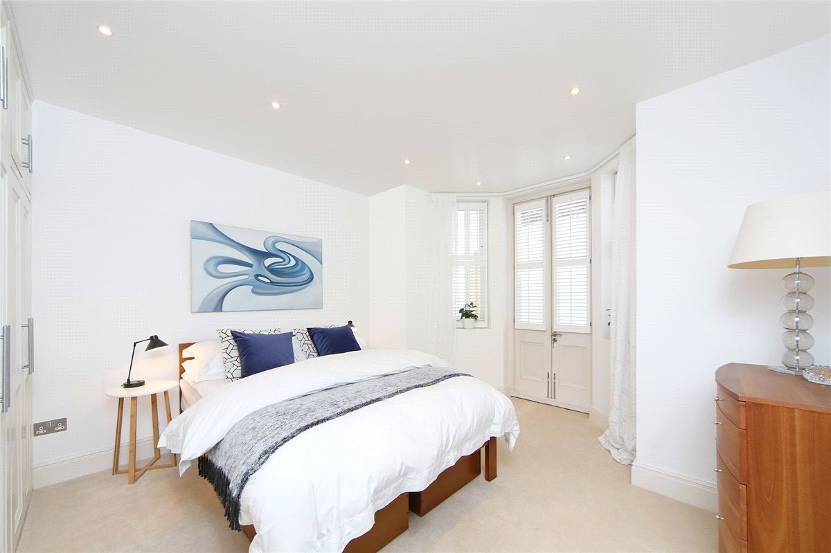 5 bedroom House, Finlay Street, London, SW6 - Sold, Image 5