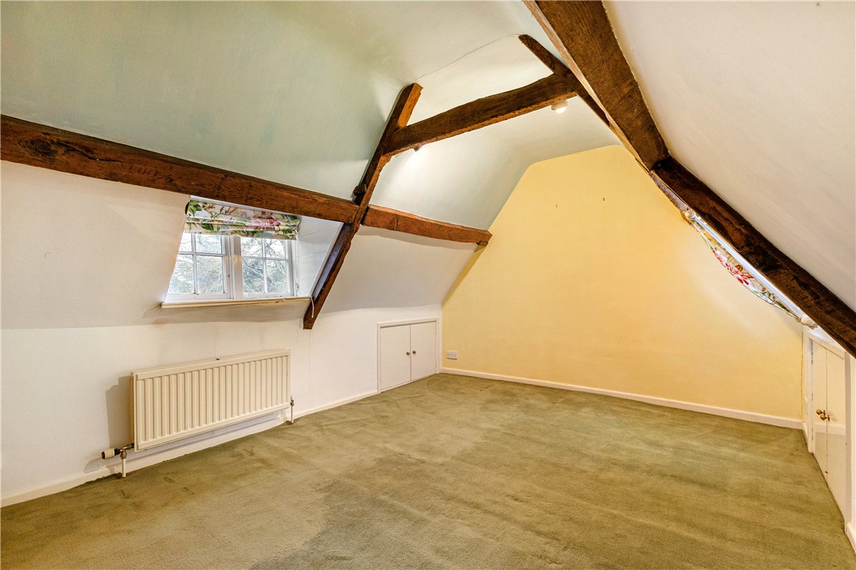 6 bedroom House, Farm Lane, Aldbourne, SN8 - Available, Image 15