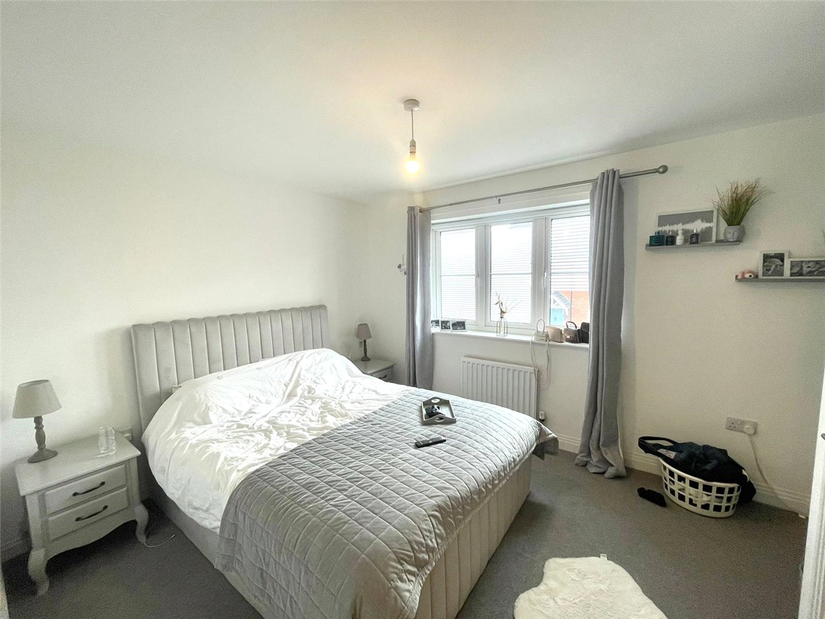 2 bedroom House, Merevale Close, Daventry, NN11 - , Image 8
