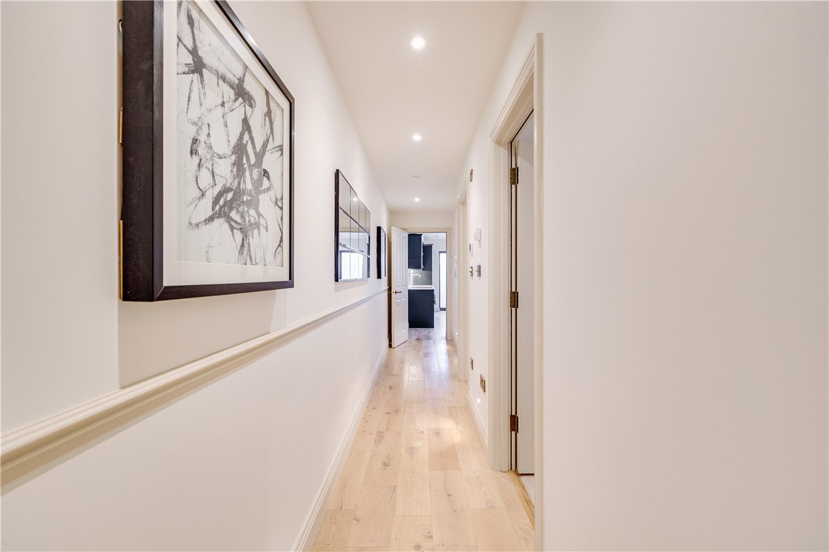 2 bedroom Flat, Quicks Road, London, SW19 - Sold, Image 13