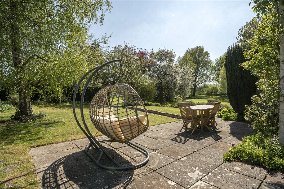 4 bedroom House, Farley Street, Nether Wallop, SO20 - Available, Image 5