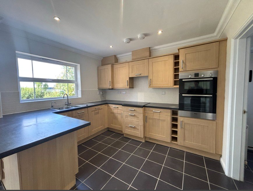 5 bedroom House, Sandwath Drive, Church Fenton, LS24 - Available, Image 1