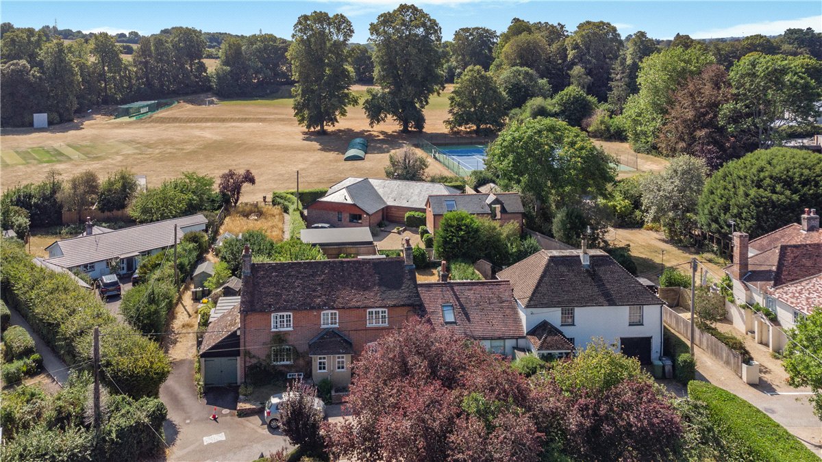 2 bedroom House, Park Lane, Twyford, SO21 - Available, Image 11