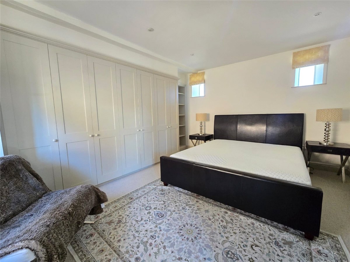 1 bedroom Cottage, Mill Lane, Ramsbury, SN8 - Available, Image 5