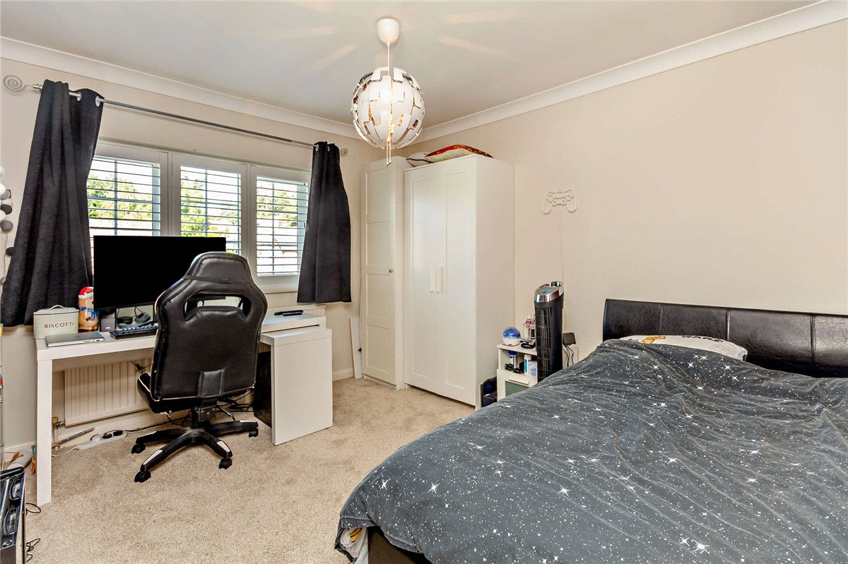 4 bedroom House, Normay Rise, Newbury, RG14 - Available, Image 12