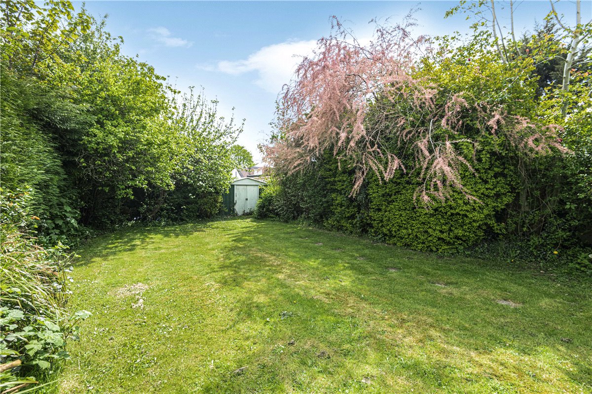 3 bedroom Bungalow, Islip Gardens, Northolt, UB5 - Sold, Image 12