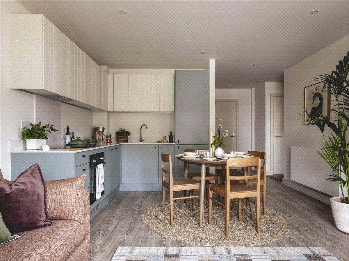 2 bedroom Flat, Dobb Way, Cambridge, CB3 - Available, Image 5