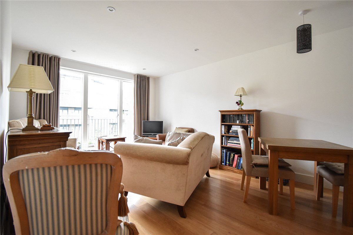 2 bedroom Flat, Kingsley Walk, Cambridge, CB5 - Sold, Image 7