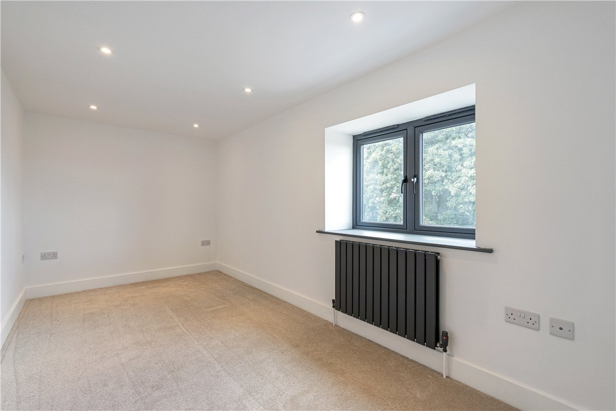 4 bedroom Cottage, Sycamore Barn, Camela Lane, Camblesforth, YO8 - Available, Image 13