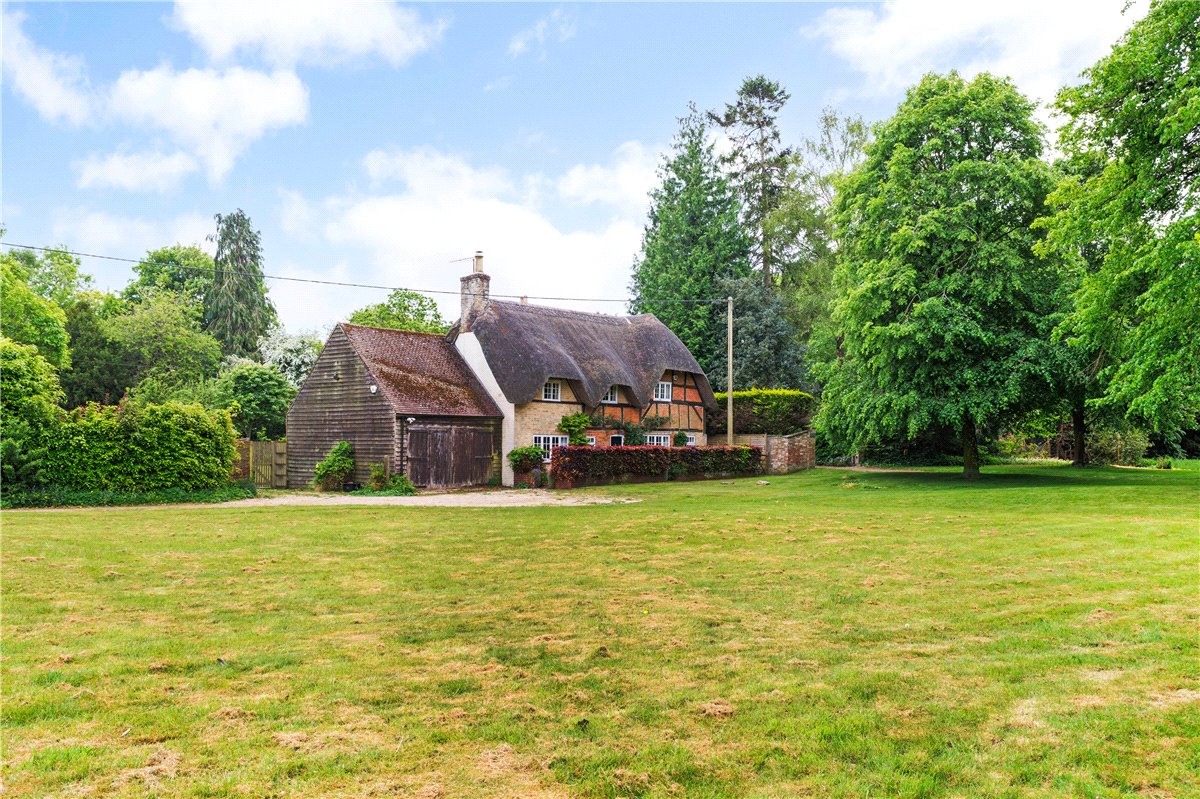 4 bedroom House, East Grafton, Marlborough, SN8 - Sold, Image 8