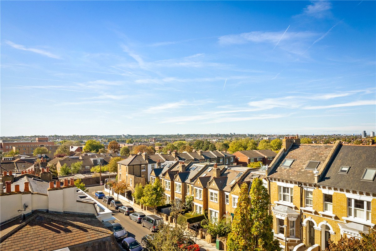 3 bedroom Flat, Wandle Road, , SW17 - Available, Image 5