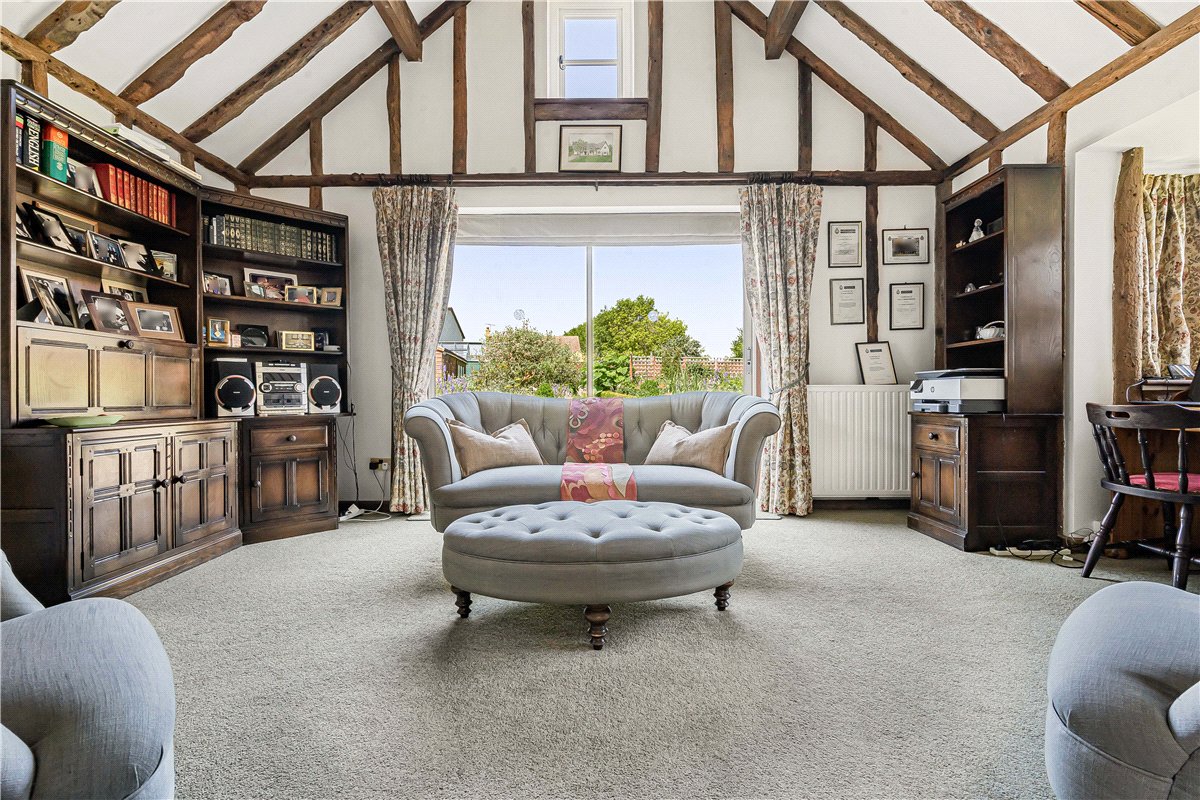 4 bedroom Cottage, Station Road, Melbourn, SG8 - Available, Image 1