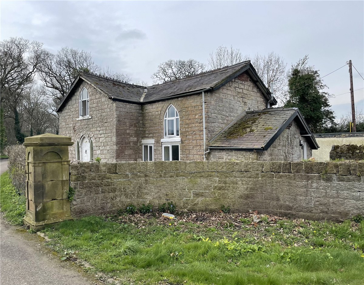 3 bedroom Cottage, Denbigh, Denbighshire, LL16 - Available