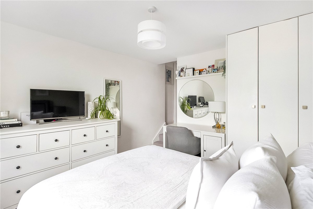 1 bedroom Flat, Trinity Road, London, SW17 - Available, Image 10