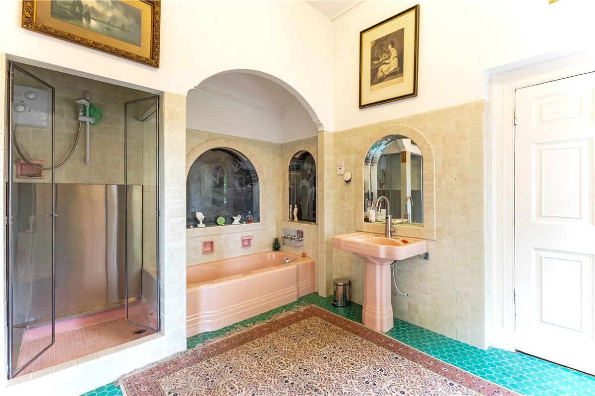 6 bedroom House, Main Street, West Haddlesey, YO8 - Available, Image 18