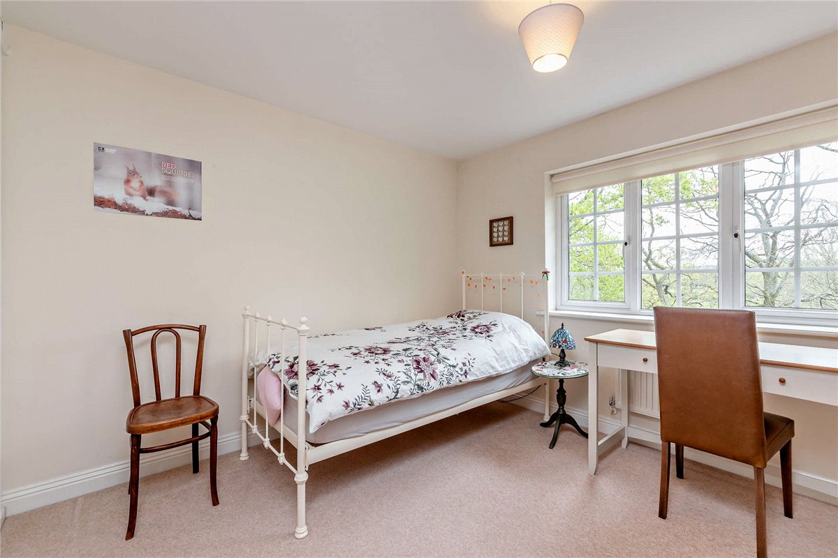 5 bedroom House, Spring Gardens, Newbury, RG20 - Sold STC, Image 15