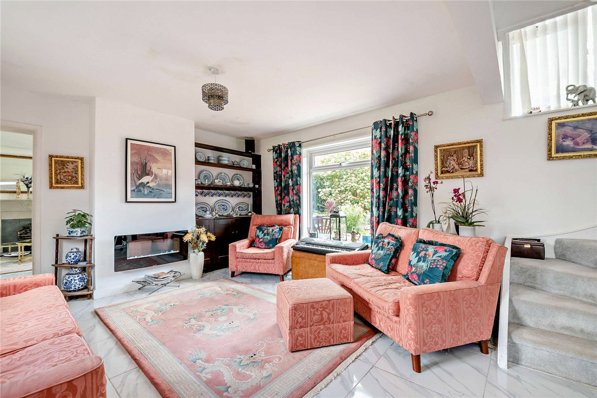 4 bedroom House, George Street, Kingsclere, RG20 - Available, Image 8