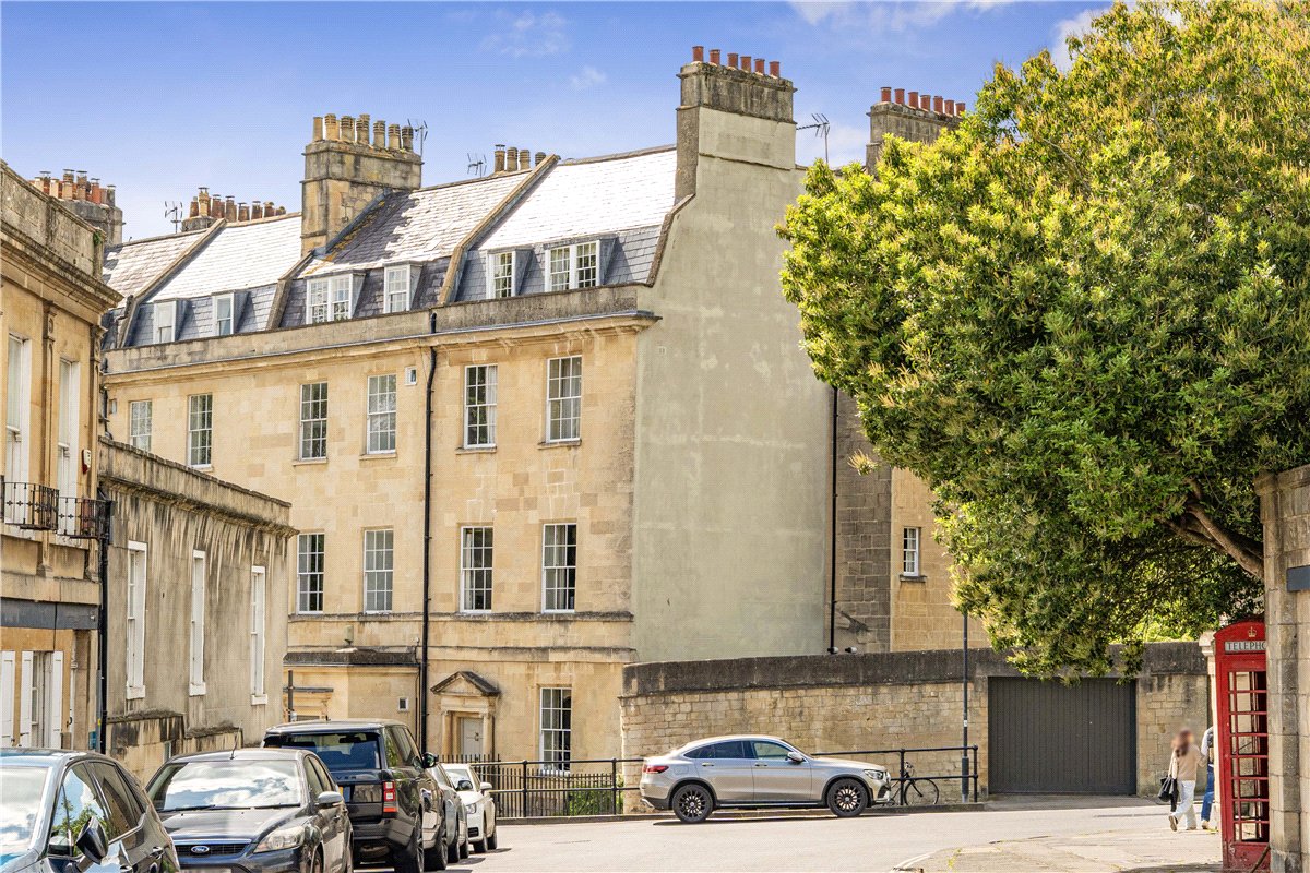 5 bedroom House, Queens Parade, Bath, BA1 - Available