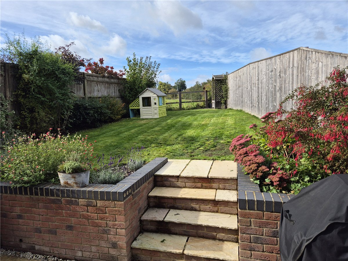 4 bedroom House, Folly Court, Cold Ash, RG18 - Sold STC, Image 2