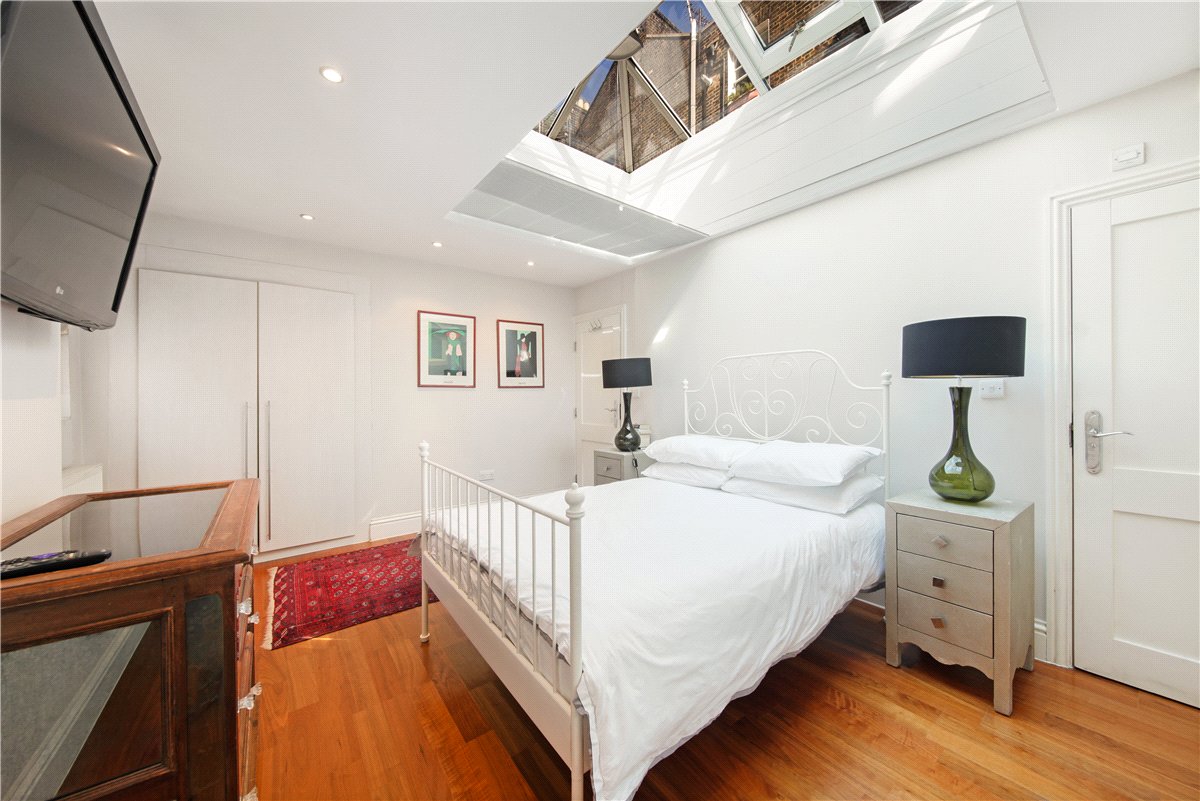 3 bedroom House, Oldbury Place, Marylebone, W1U - Available, Image 8