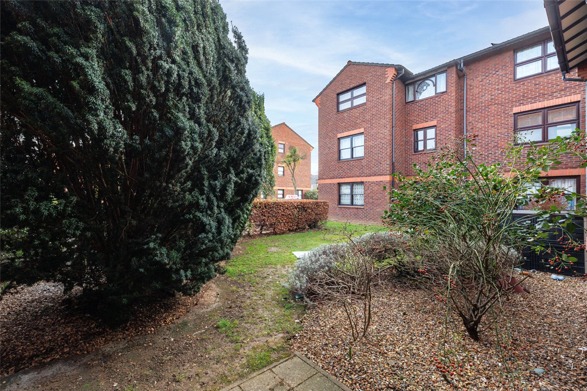 1 bedroom Flat, Mayfield Road, London, W12 - Let Agreed, Image 1