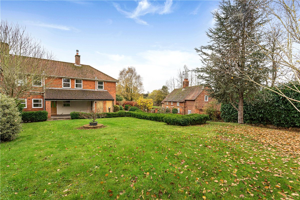 3 bedroom House, Vicarage Road, Stoneleigh, CV8 - Sold STC, Image 13